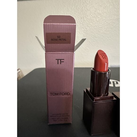 Tom Ford Lip Color Matte Lipstick 02 Rose Petal Full Size Authentic New - Picture 2 of 3